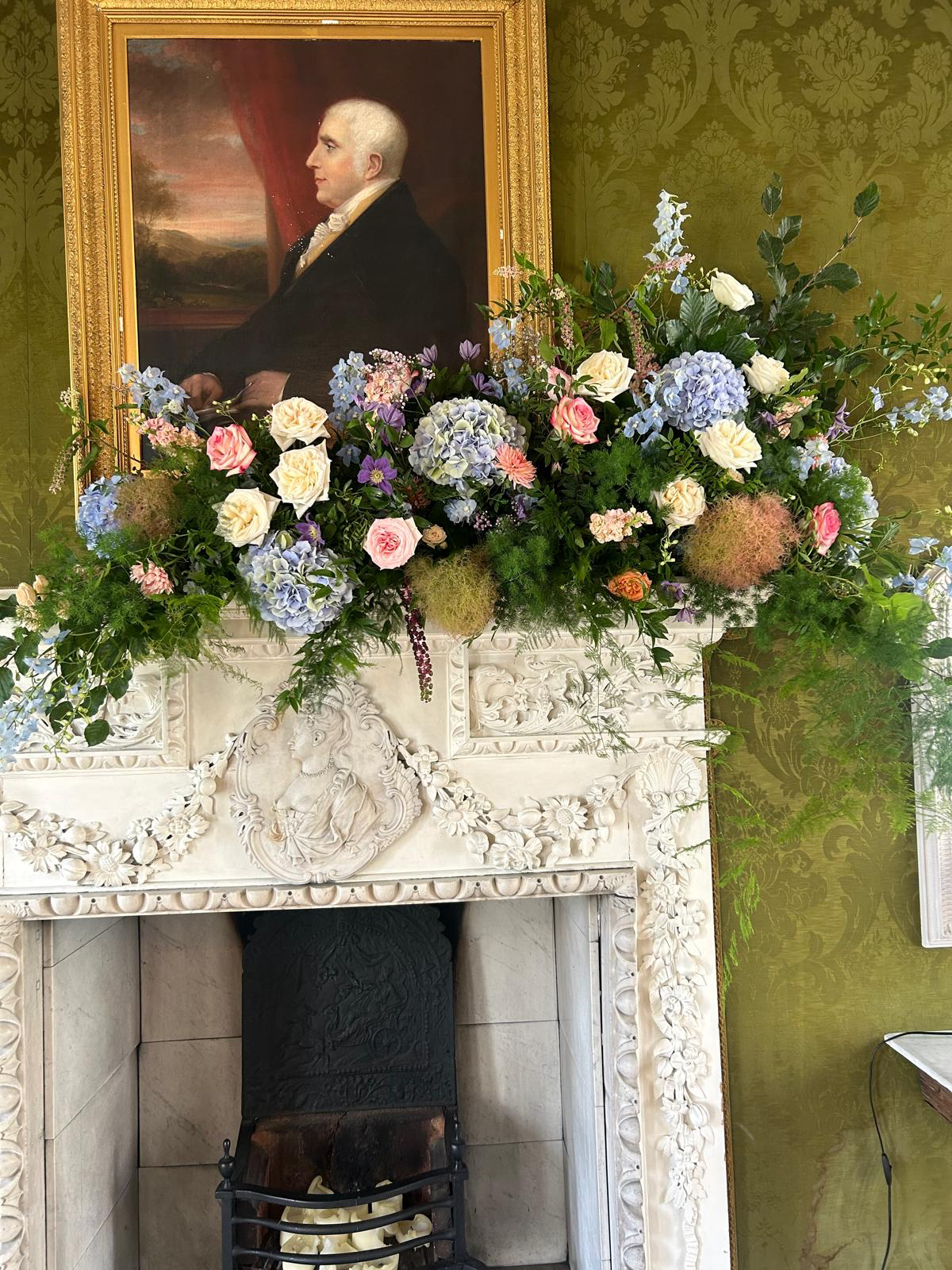 Summer time love at a Grays Court Wedding